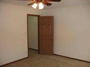 4th image of 616 Hidden Creek Ln