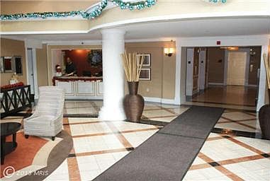 2nd image of 10101 Grosvenor Pl APT 517