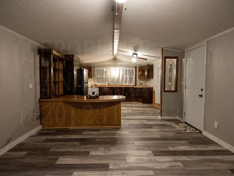 705 Cheyenne St — Photo 9