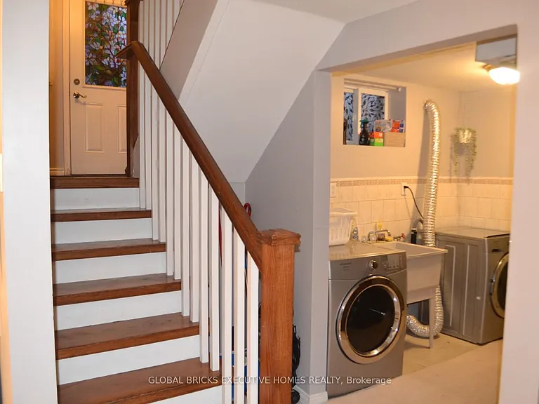 1165 Ogden Ave #BASEMENT — Photo 14