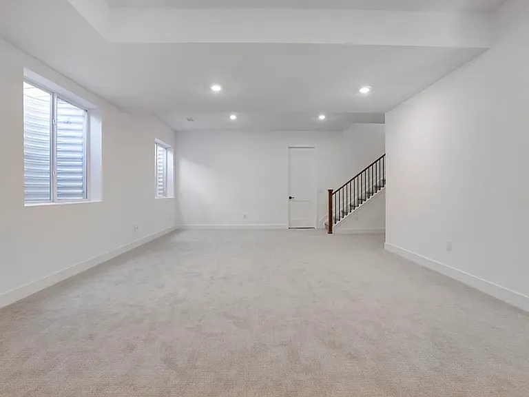 11299 Star Streak Ln — Photo 32