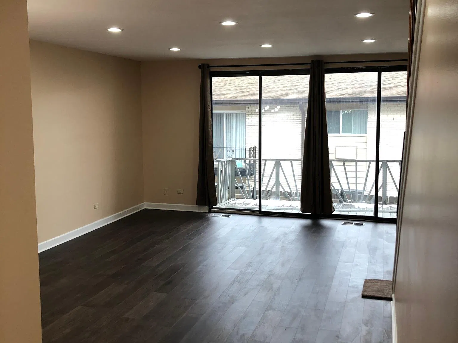 3 bed, 2.5 bath, $2,900 — Photo 4