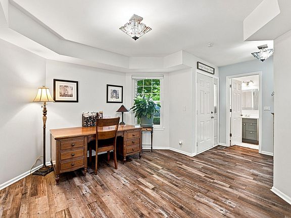 4th image of 1463 Georgetown Dr #1463