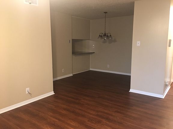 2nd image of 1912 N 7th St APT 25