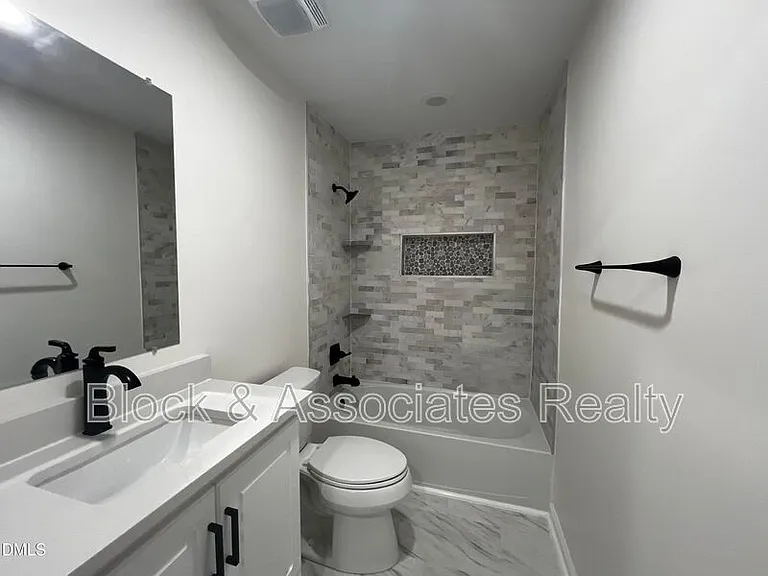 101 Wyoming Dr — Photo 13