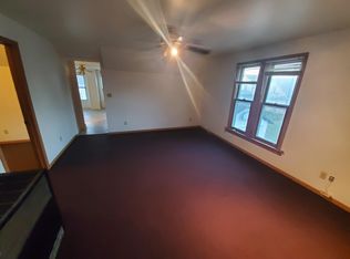 1118 Saint Clair Ave, Sheboygan Falls, WI 53085