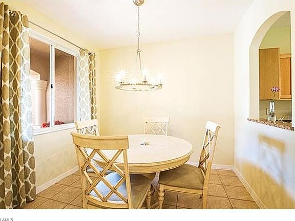 4th image of 9622 Roundstone Cir