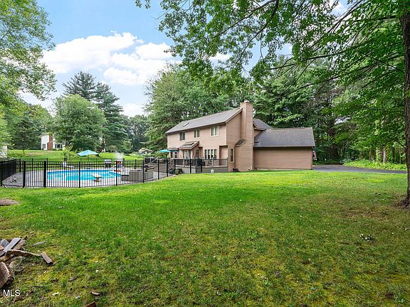 5th image of 99 Boyack Road