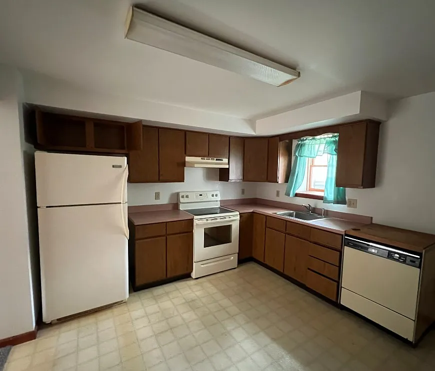 1 bed, 625 sqft, $1,100 — Photo 3