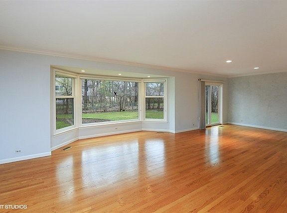 2nd image of 204 Niles Ave
