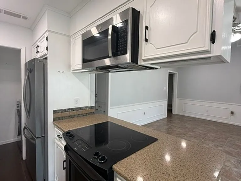 1717 Pemelton Dr — Photo 8