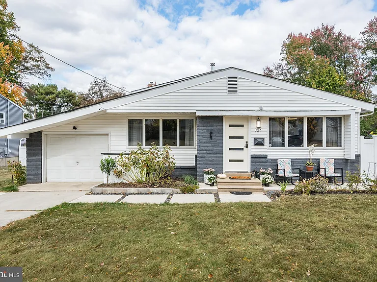 325 Juniper Dr — Photo 4