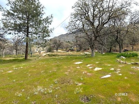 2nd image of 1711 Bodfish Canyon Rd