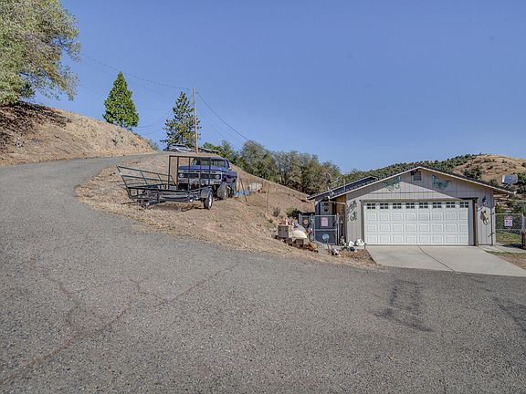 2nd image of 14833 Valley Vista Ct
