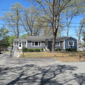 116 Commonwealth Ave, Lowell, MA, 01852
