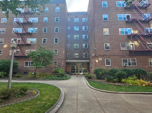 44-69 Kissena Boulevard #4M, Flushing, NY 11355