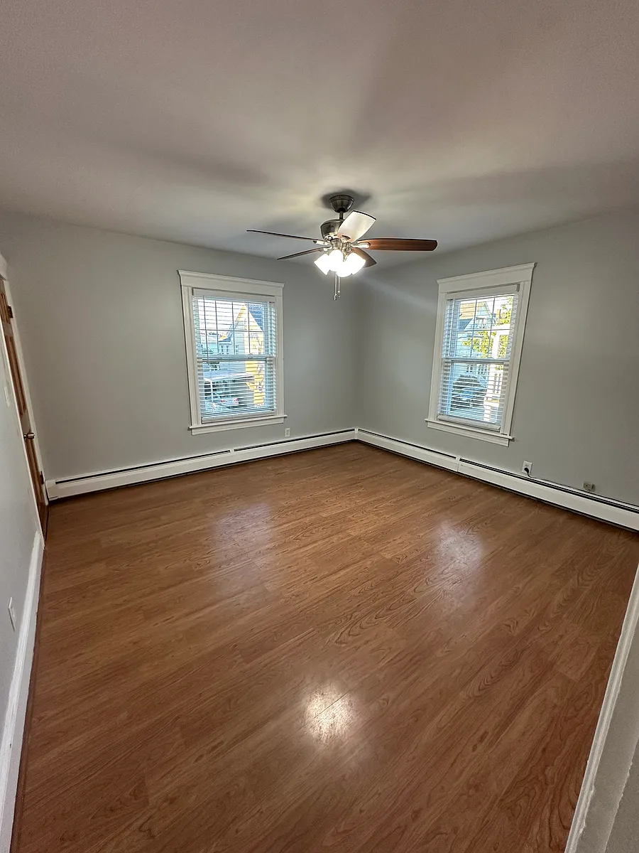 Building Photo - 213 Bucklin St #2
