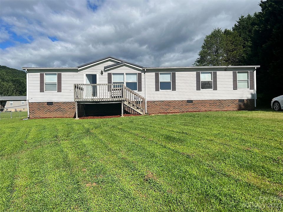 1st image of 4583 Riverwood Cir