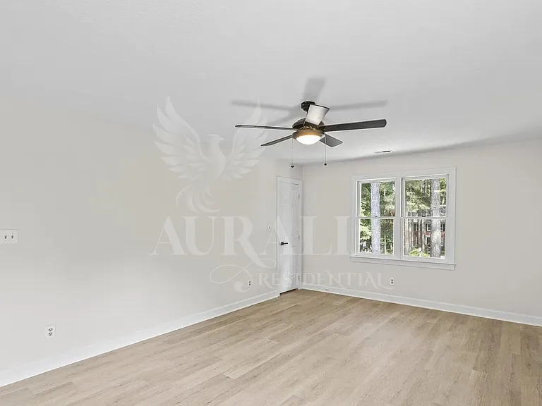 623 Elmwood Ct — Photo 25