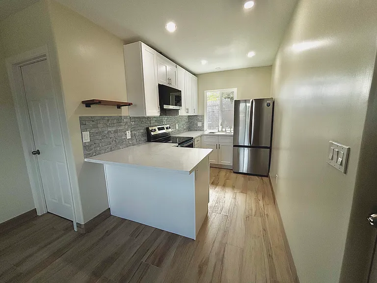 2732 Oceanside Blvd #2 — Photo 6