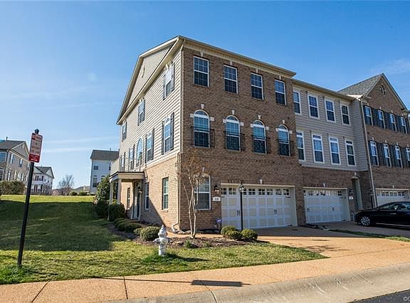 3rd image of 119 Siena Ln #119