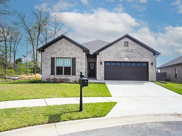16 Luke Ct, Maumelle, AR 72113