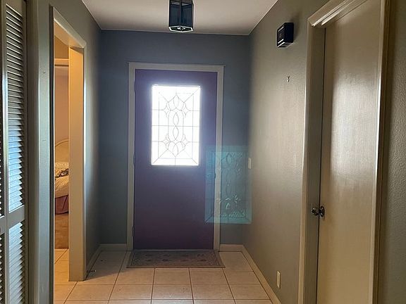 2nd image of 685 Augusta Rd