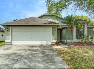 1055 Manigan Ave, Oviedo, FL 32765