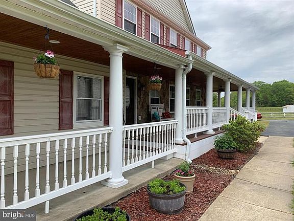 5th image of 12 Shore Dr
