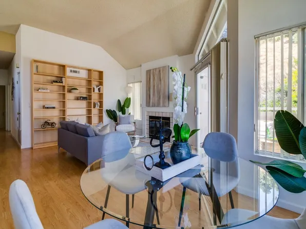 390 Porthole Ct, Hercules, CA 94547