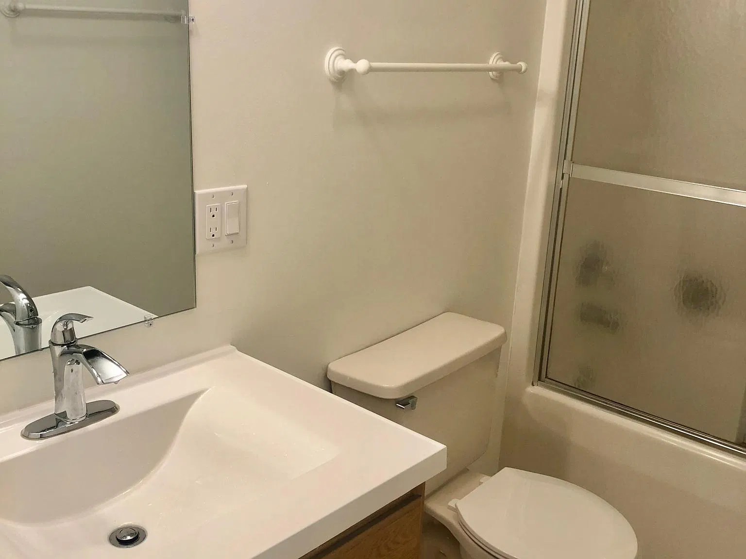 10933 Graystone Dr — Photo 4