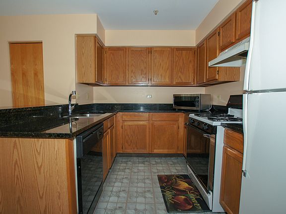 3rd image of 1369 Orleans Dr