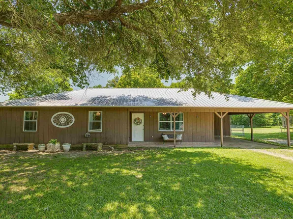 450 Carey Smith Rd, Mangham, LA 71259