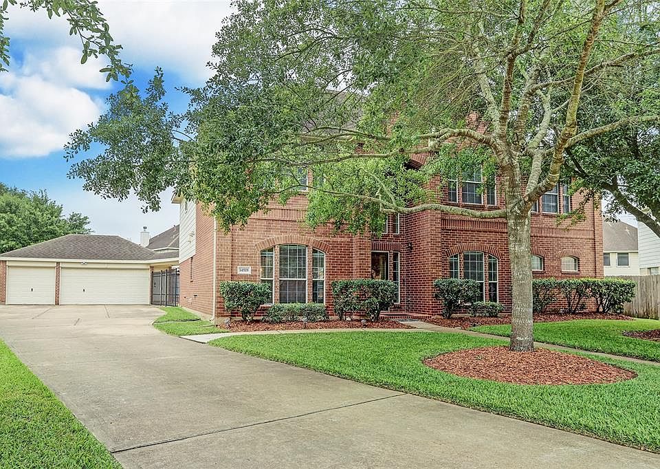 1st image of 14518 Smith Bridge Ln