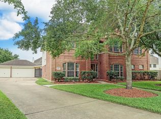 14518 Smith Bridge Ln, Sugar Land, TX 77498