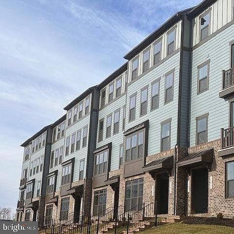 1st image of 17420 Southern Shores Dr