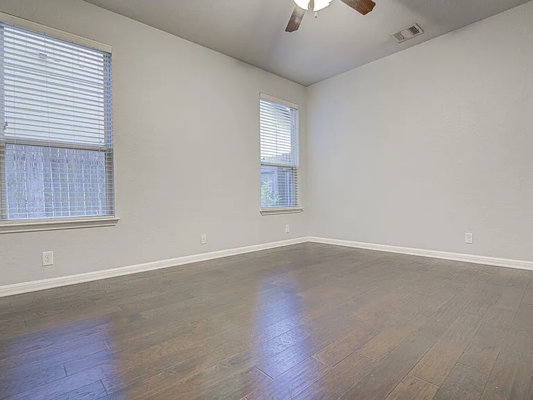7337 Menchaca Rd #22 — Photo 11