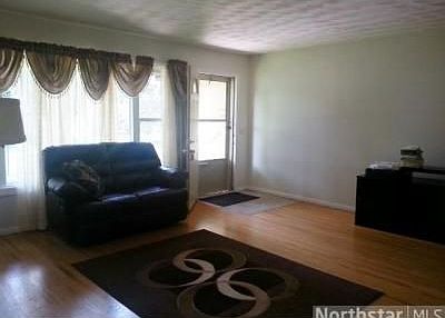 4th image of 2132 Forest Dr NE