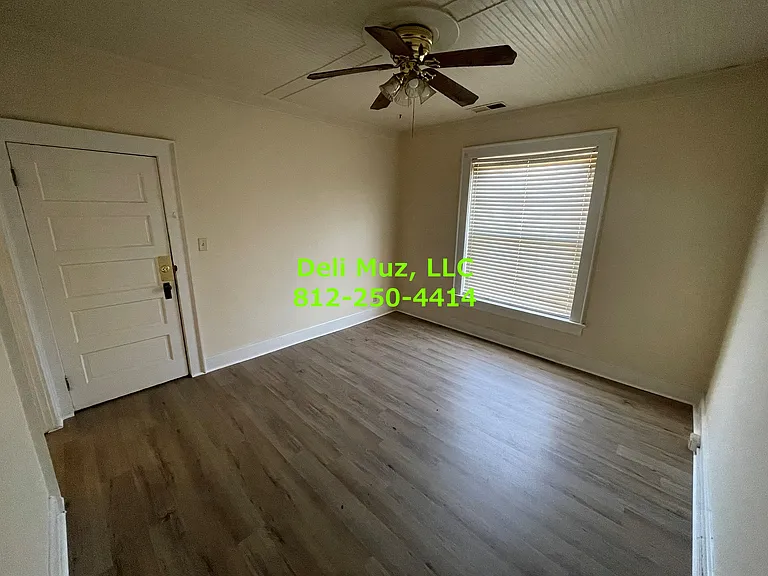 705 1/2 Court St #1/2 — Photo 14