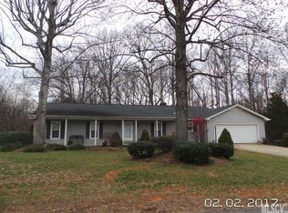 4916 Birch Cir, Hickory, NC 28602