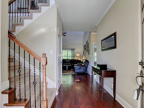 5th image of 959 Terraceside Cir