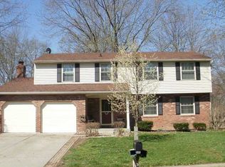698 Brushwood Ln, Greenwood, IN 46142