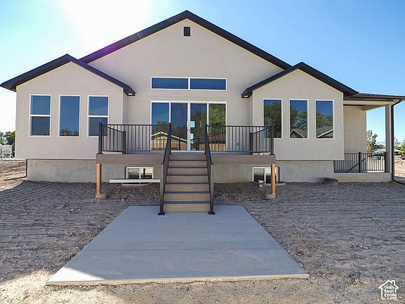 5th image of 1332 W Maple Barn Ln S #101