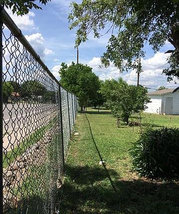 3rd image of 351 Mahota Dr