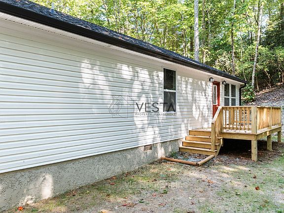 4th image of 70 Erwin Hill Dr