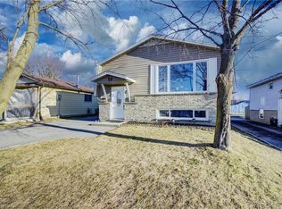 26 Cluthe Cres, Kitchener, ON N2P1M8