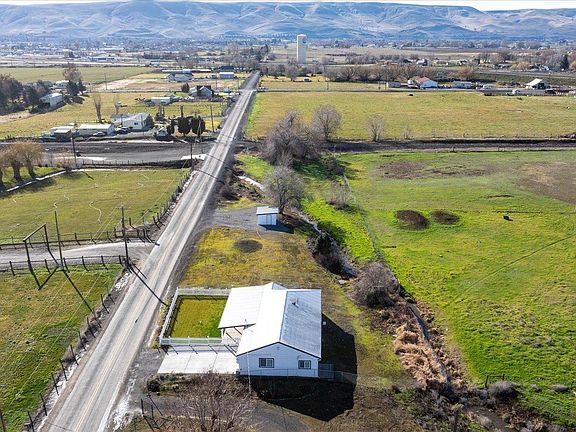 3rd image of 11002 N Albro Rd