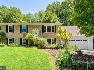 5231 Graystone Rd, Warrenton, VA 20187