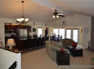 929 Lapoint Rd, Linn Creek, MO 65052