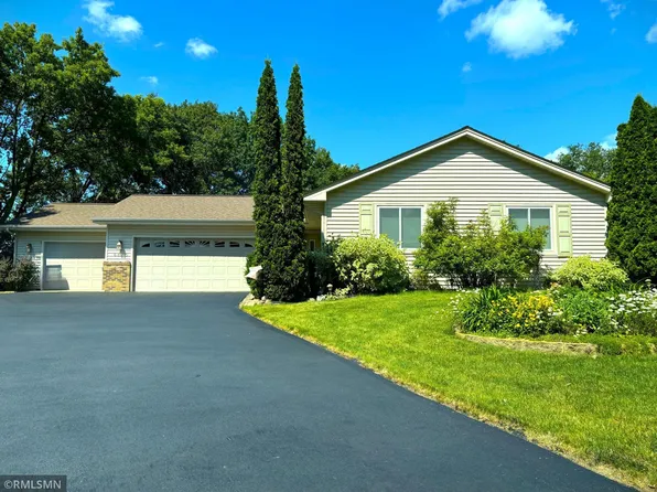 4820 Saratoga Ln N, Plymouth, MN 55442